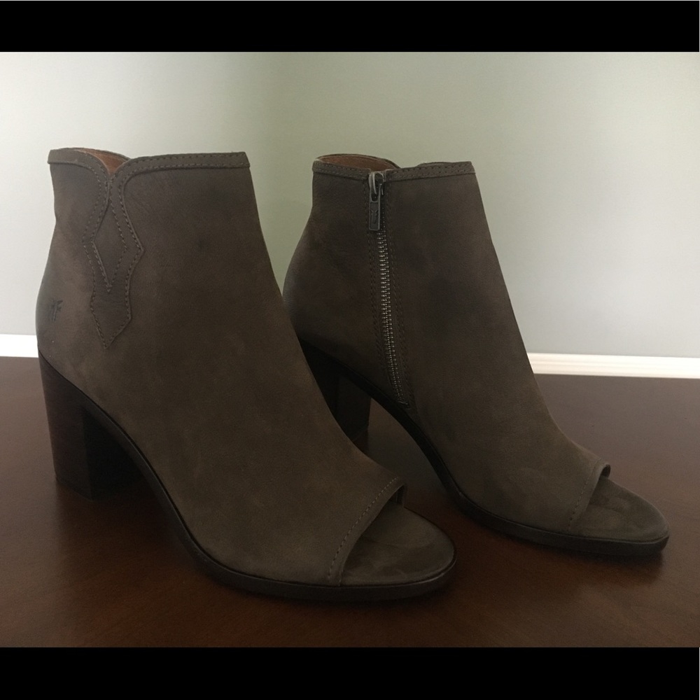 8.5 Frye Bootie